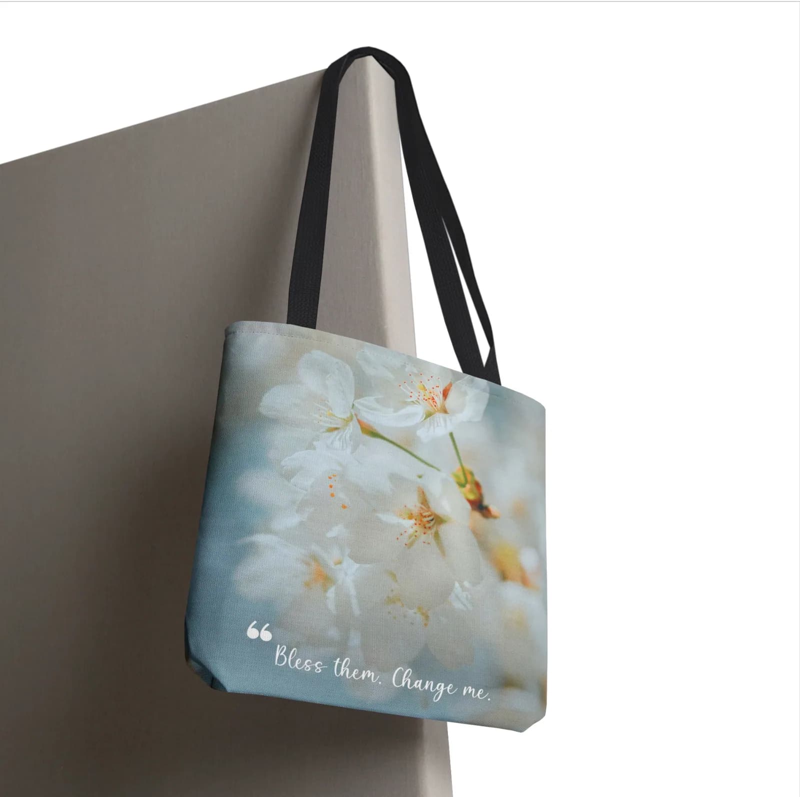 Open Page Tote view 4